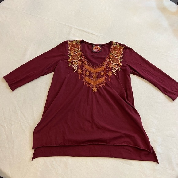 JOHNNY WAS Women’s 3/4 Sleeve Embroidered Trimmed Tunic Blouse, Small. - Picture 1 of 5